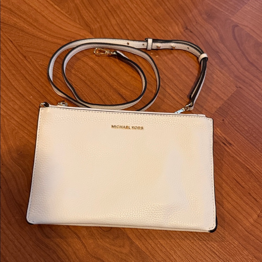 Michael Kors Crossbody Bag